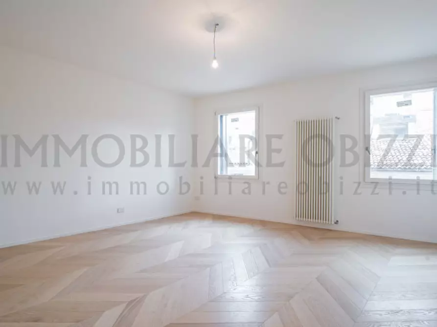 Immagine 13 di Appartamento in vendita  in via san fermo a Padova