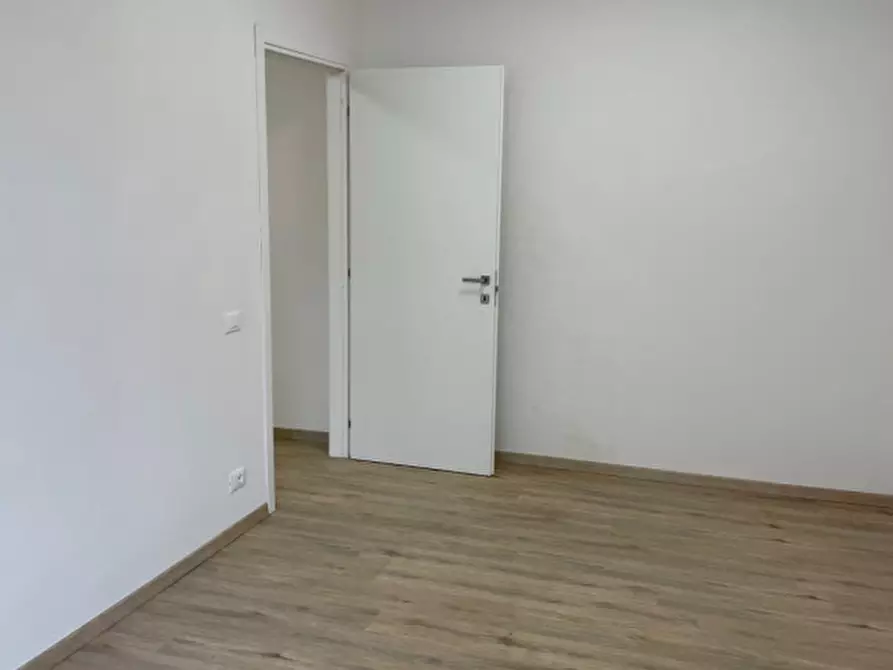 Immagine 4 di Ufficio in affitto  in piazza martiri a Casalgrande