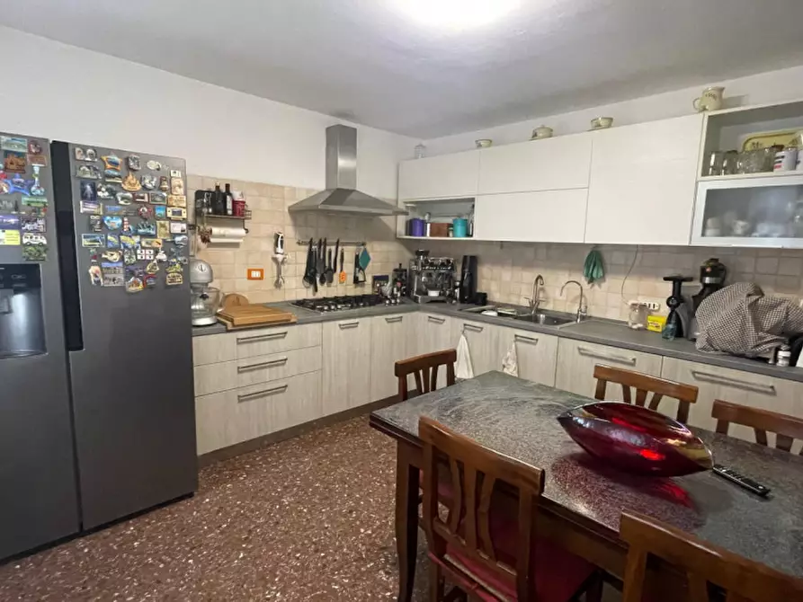 Immagine 1 di Casa quadrifamiliare in vendita  in via colombara a Mira