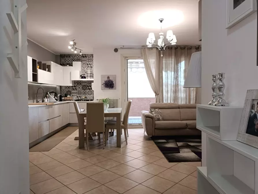 Immagine 6 di Appartamento in vendita  in via martiri della libertà a Venezia