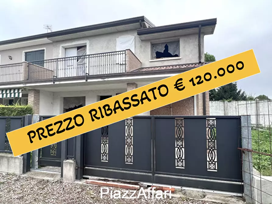 Immagine 1 di Casa bifamiliare in vendita  in PIOVE DI SACCO - CORTE a Piove Di Sacco