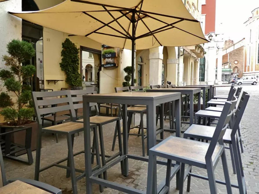 Immagine 2 di Attività commerciale in vendita  in Piazza dei Signori a Vicenza