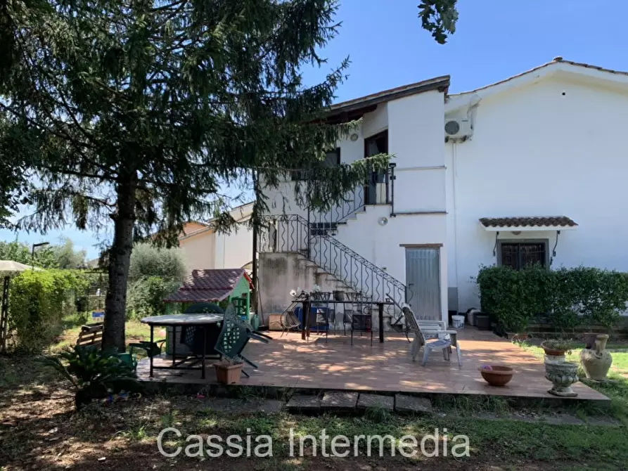 Immagine 1 di Villa in vendita  in Strada Regionale Nepesina 311 a Castel Sant'elia