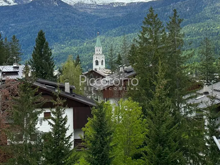 Immagine 5 di Appartamento in vendita  in Cadelverzo a Cortina D'ampezzo