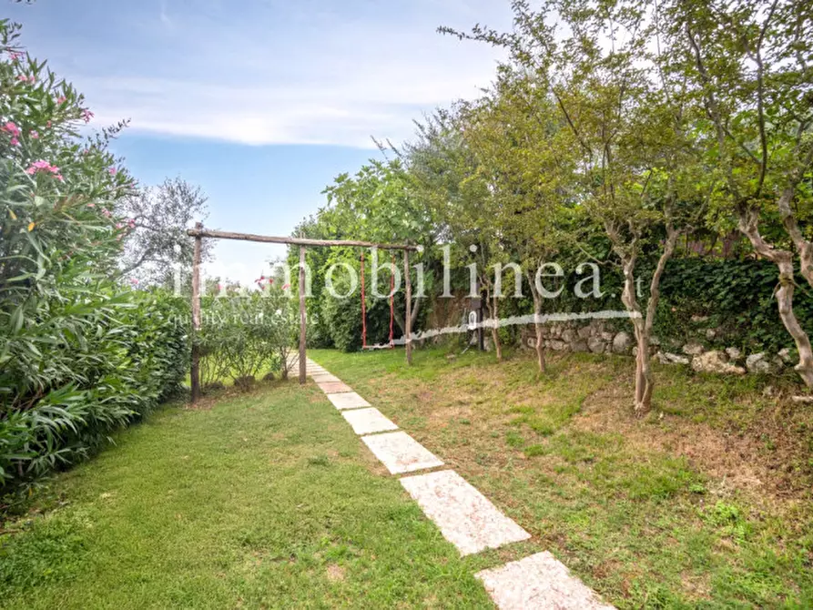 Immagine 8 di Attico in vendita  in Via Cesare Lombroso 17 a Torri Del Benaco