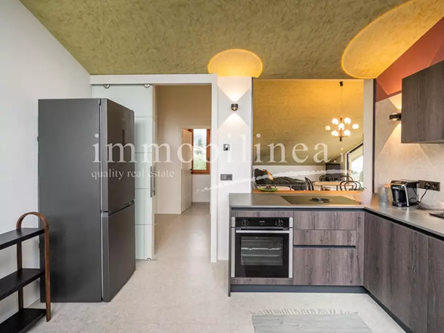 Immagine 33 di Attico in vendita  in Via Cesare Lombroso 17 a Torri Del Benaco