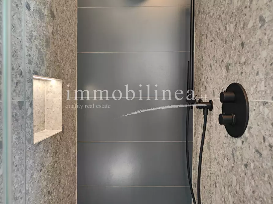 Immagine 59 di Attico in vendita  in Via Cesare Lombroso 17 a Torri Del Benaco