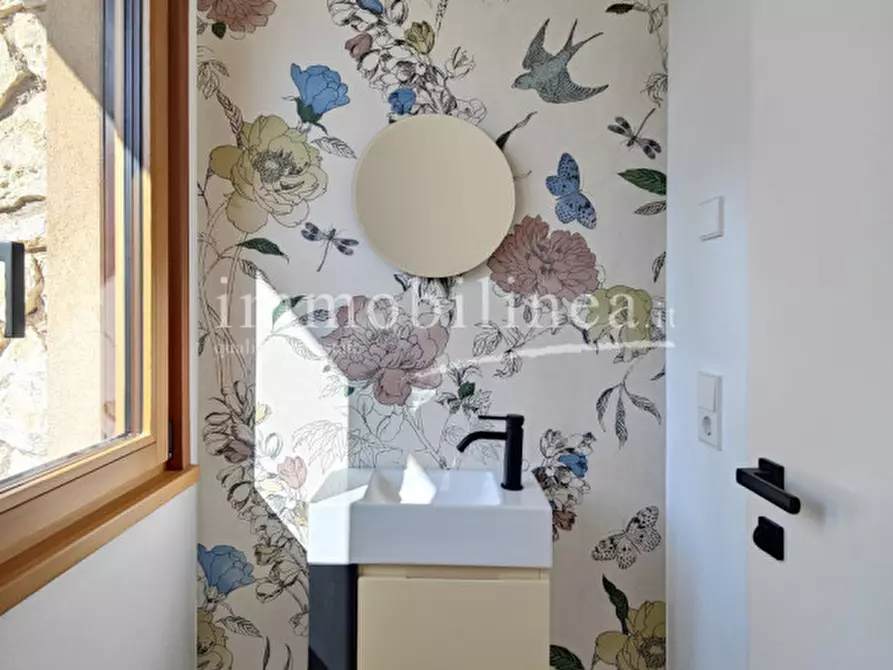 Immagine 80 di Attico in vendita  in Via Cesare Lombroso 17 a Torri Del Benaco