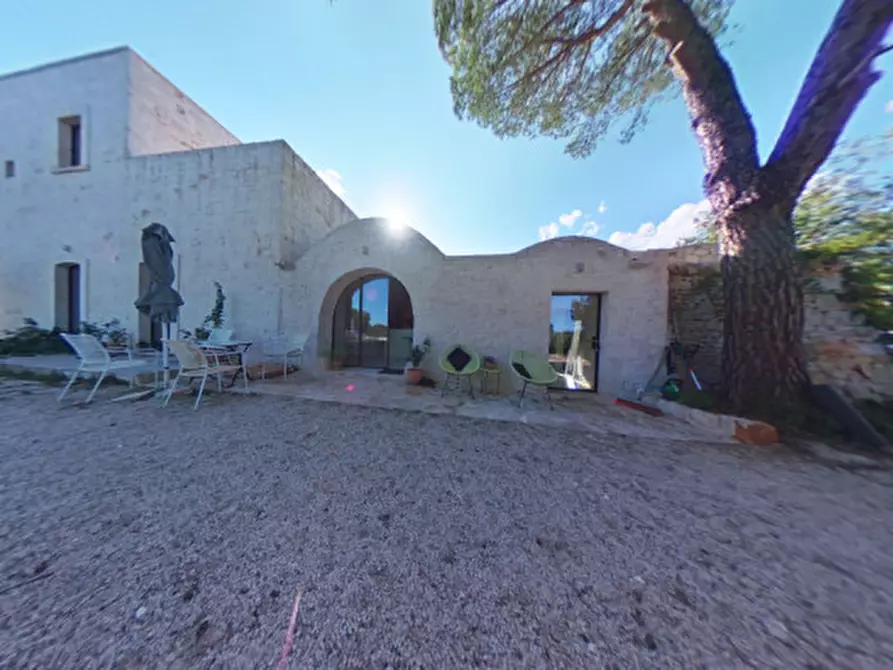 Immagine 6 di Rustico / casale in vendita  a Ostuni