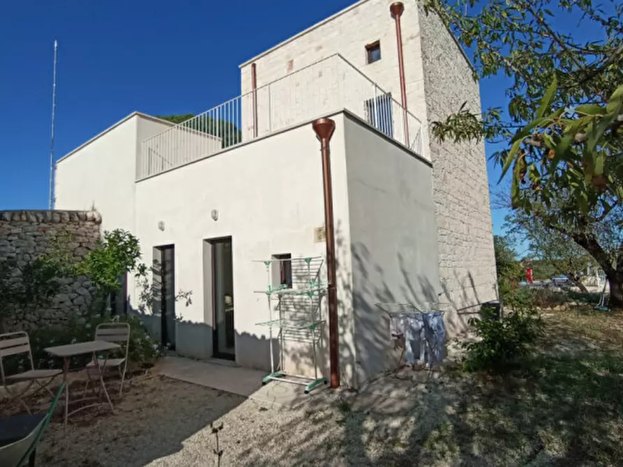 Immagine 12 di Rustico / casale in vendita  a Ostuni