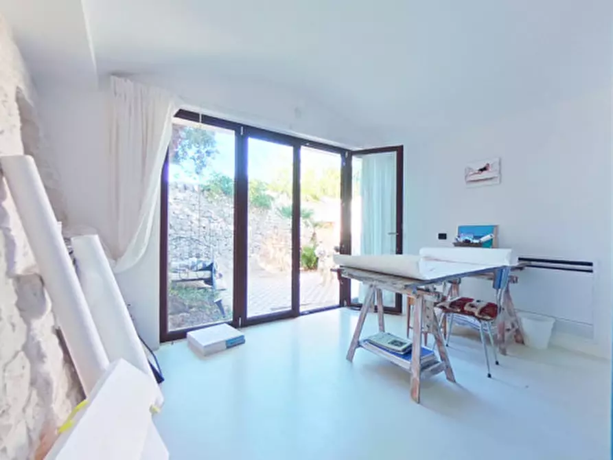 Immagine 26 di Rustico / casale in vendita  a Ostuni