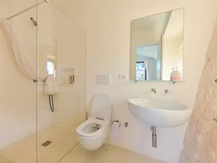 Immagine 27 di Rustico / casale in vendita  a Ostuni