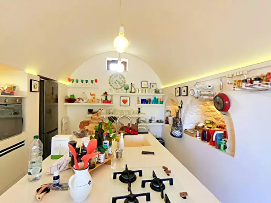 Immagine 28 di Rustico / casale in vendita  a Ostuni