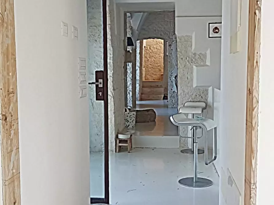 Immagine 32 di Rustico / casale in vendita  a Ostuni