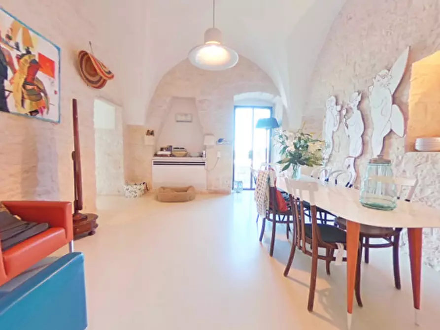 Immagine 35 di Rustico / casale in vendita  a Ostuni