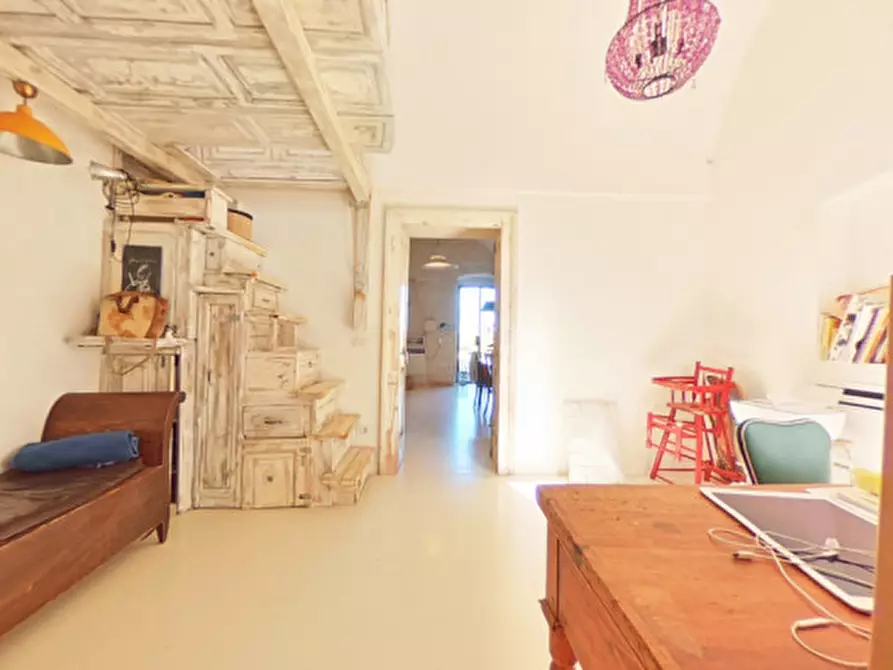 Immagine 38 di Rustico / casale in vendita  a Ostuni