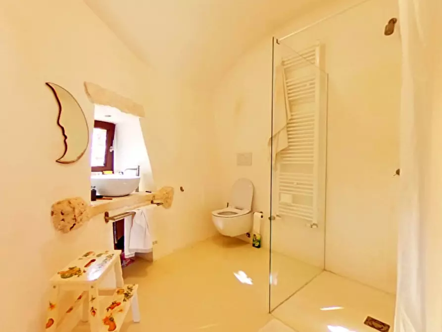 Immagine 39 di Rustico / casale in vendita  a Ostuni