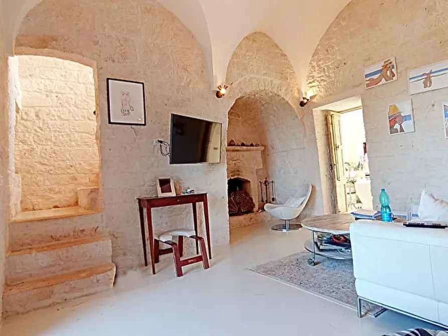 Immagine 40 di Rustico / casale in vendita  a Ostuni