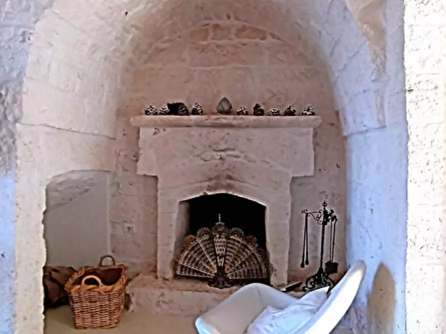 Immagine 47 di Rustico / casale in vendita  a Ostuni