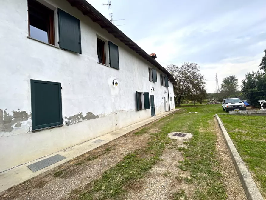 Immagine 2 di Villa in vendita  a Garlasco