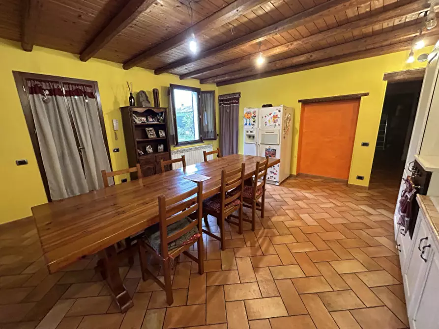 Immagine 11 di Villa in vendita  a Garlasco