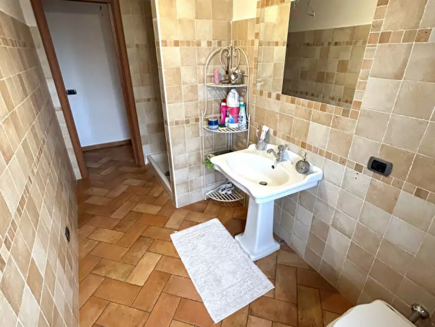 Immagine 19 di Villa in vendita  a Garlasco