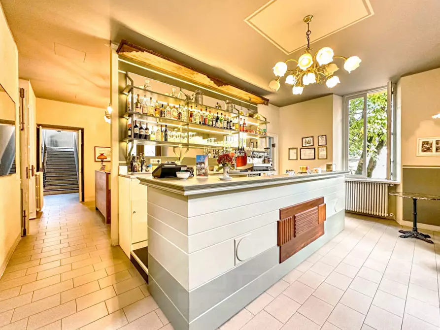 Immagine 25 di Hotel in vendita  in Via Pietro Durio, 67 a Pella