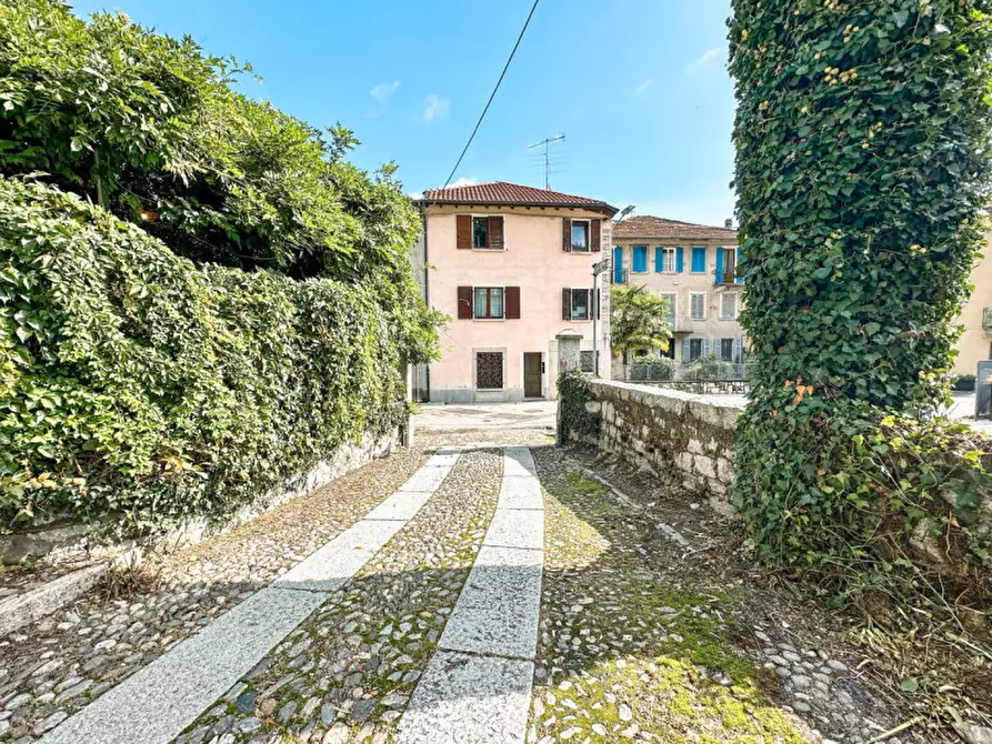 Immagine 40 di Hotel in vendita  in Via Pietro Durio, 67 a Pella