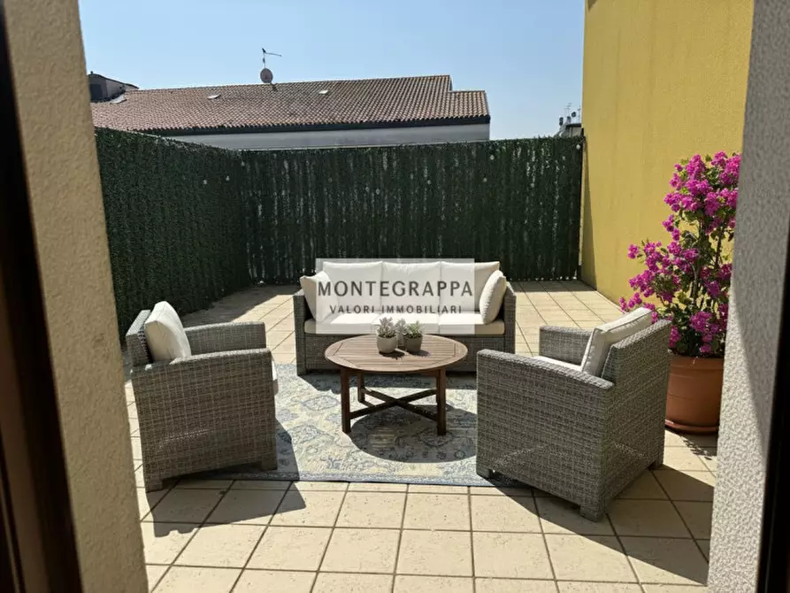 Immagine 1 di Casa indipendente in vendita  in via zuccareda a Vedelago