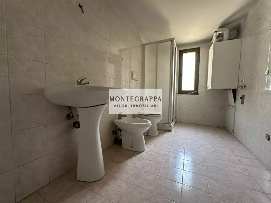 Immagine 9 di Casa indipendente in vendita  in via zuccareda a Vedelago