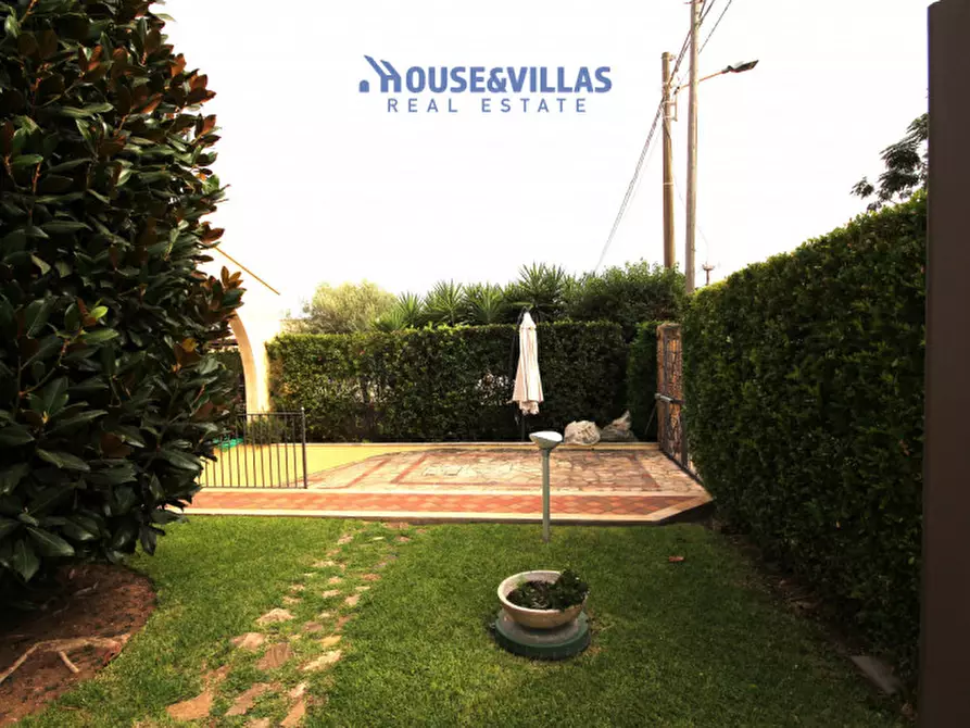 Immagine 7 di Villa in vendita  in contrada chiusa di carlo a Avola