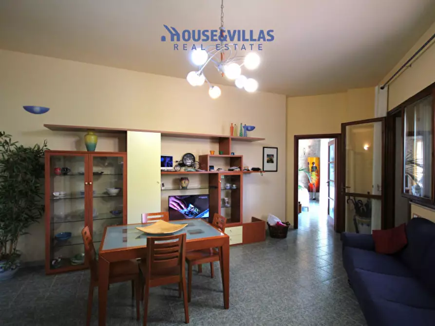 Immagine 13 di Villa in vendita  in contrada chiusa di carlo a Avola