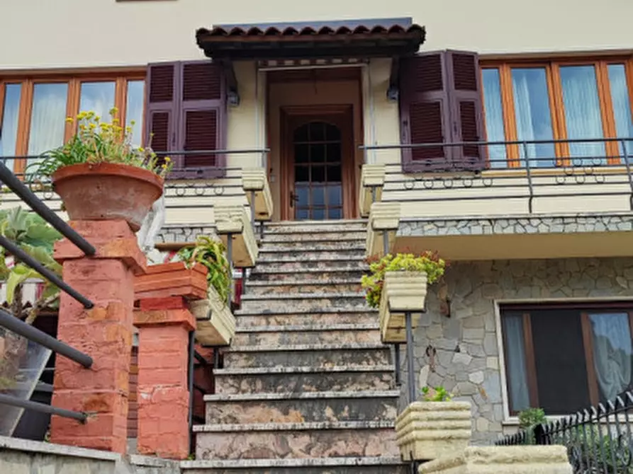 Immagine 6 di Villa in vendita  in Periferia nord a San Remo