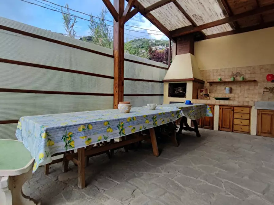 Immagine 8 di Villa in vendita  in Periferia nord a San Remo