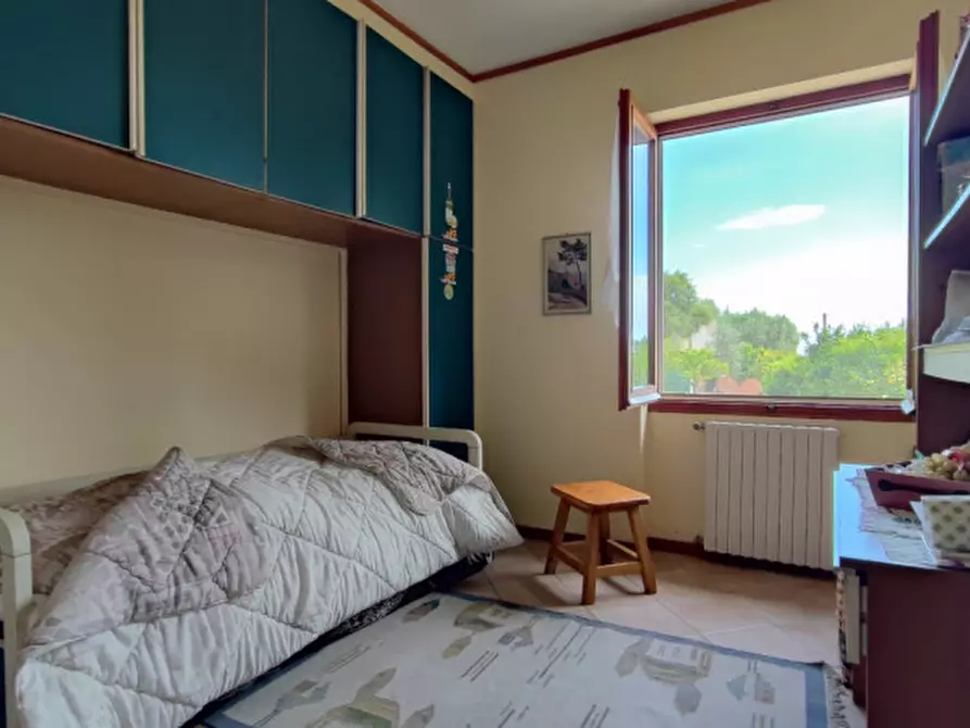 Immagine 17 di Villa in vendita  in Periferia nord a San Remo