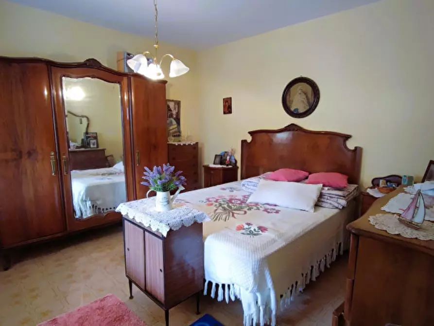 Immagine 26 di Villa in vendita  in Periferia nord a San Remo