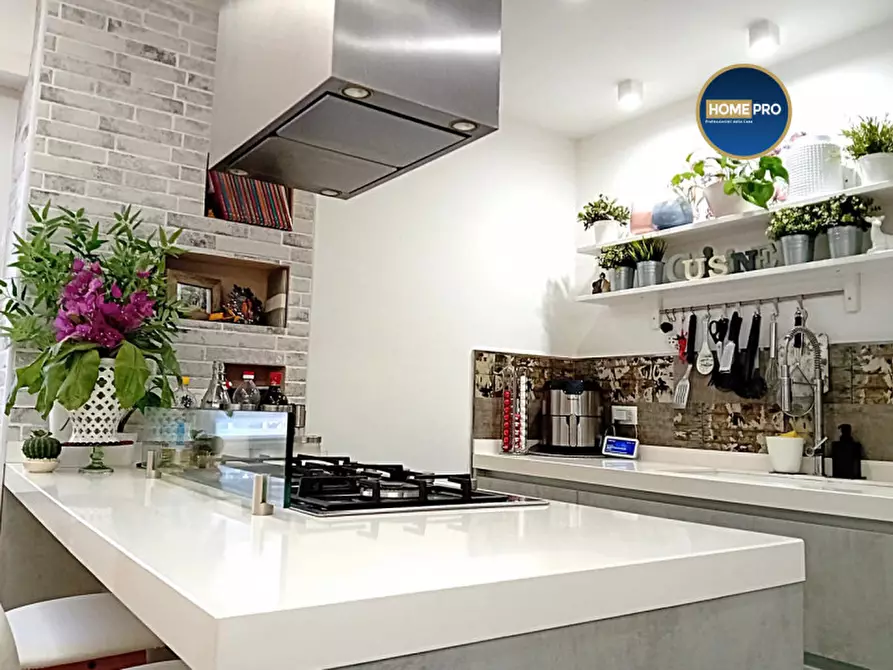 Immagine 3 di Appartamento in vendita  in Via Rosolina a Tivoli