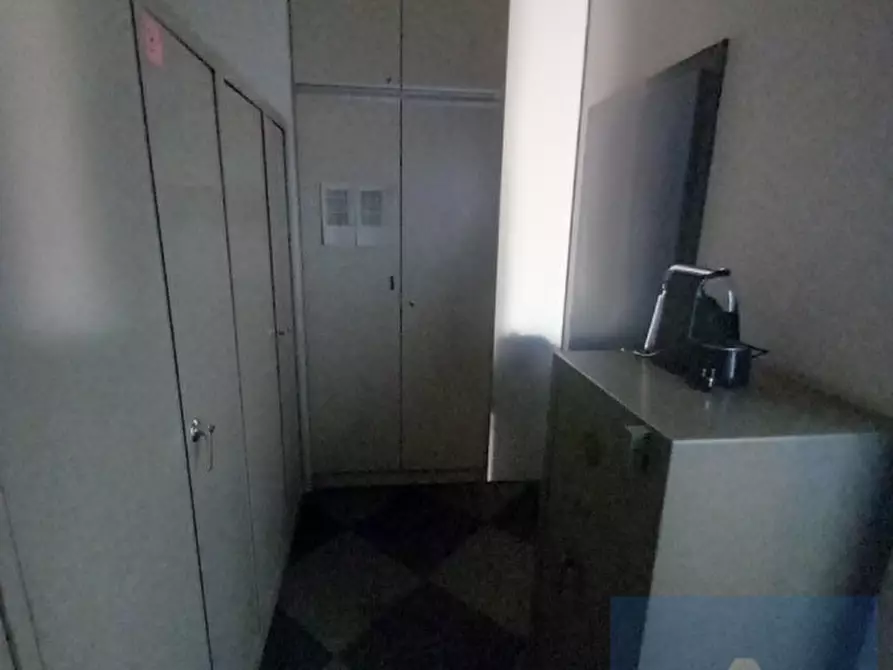 Immagine 9 di Ufficio in affitto  in via Piave 75 a Merano .Meran.