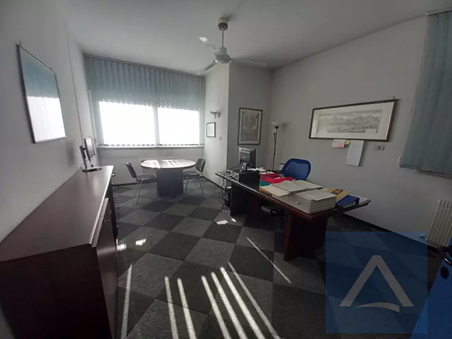 Immagine 13 di Ufficio in affitto  in via Piave 75 a Merano .Meran.