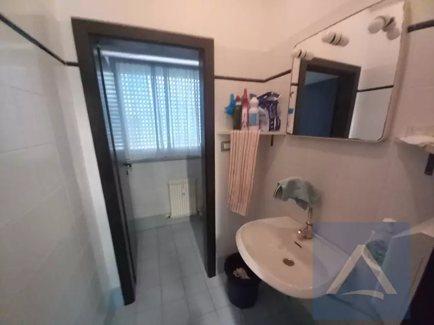 Immagine 14 di Ufficio in affitto  in via Piave 75 a Merano .Meran.