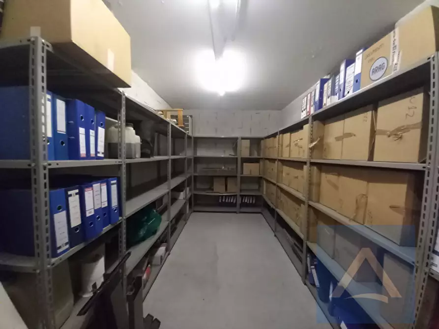 Immagine 18 di Ufficio in affitto  in via Piave 75 a Merano .Meran.