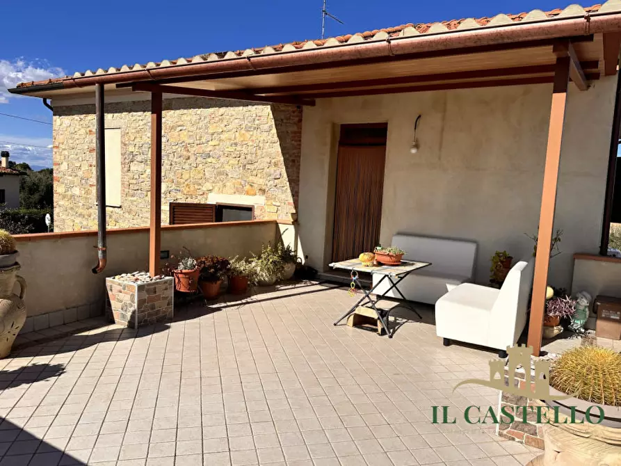 Immagine 24 di Casa indipendente in vendita  a Castiglione Del Lago