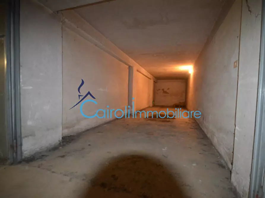 Immagine 8 di Garage in vendita  a Pavia