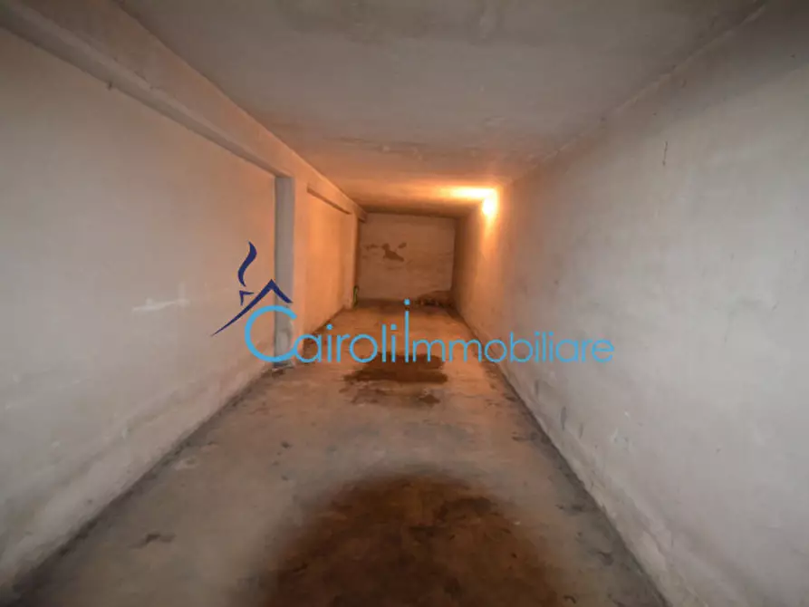 Immagine 10 di Garage in vendita  a Pavia