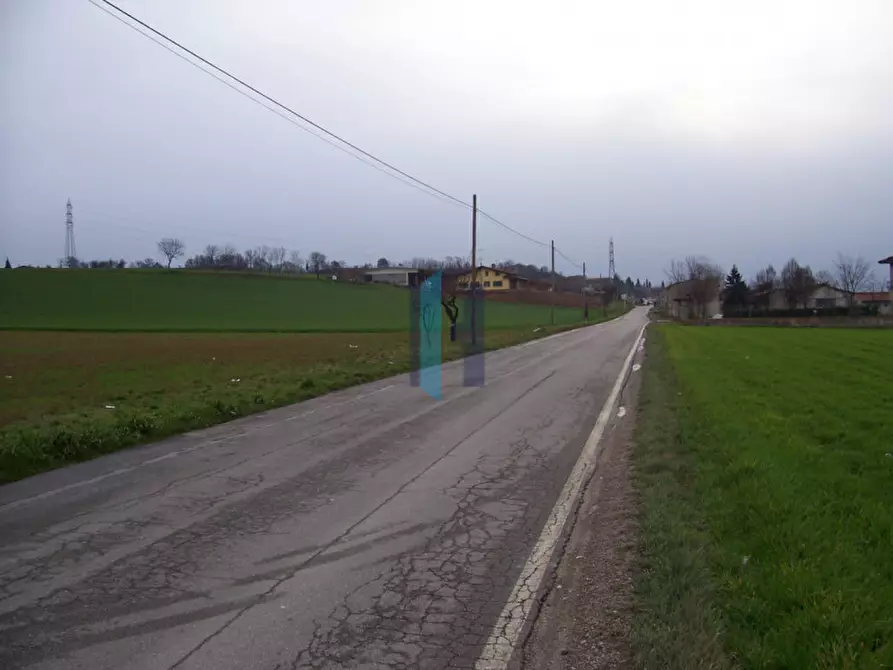 Immagine 6 di Terreno in vendita  a Lonato del Garda