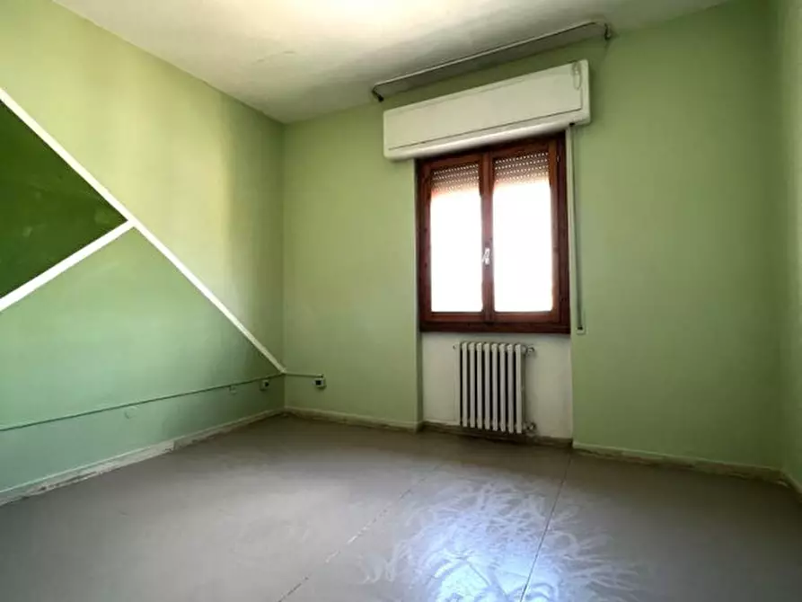 Immagine 5 di Appartamento in vendita  in via ticino a Terranuova Bracciolini