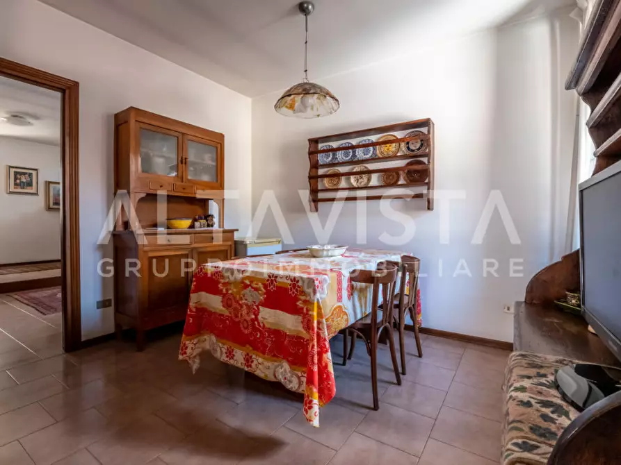 Immagine 32 di Appartamento in vendita  in Via Santuario a Rezzato