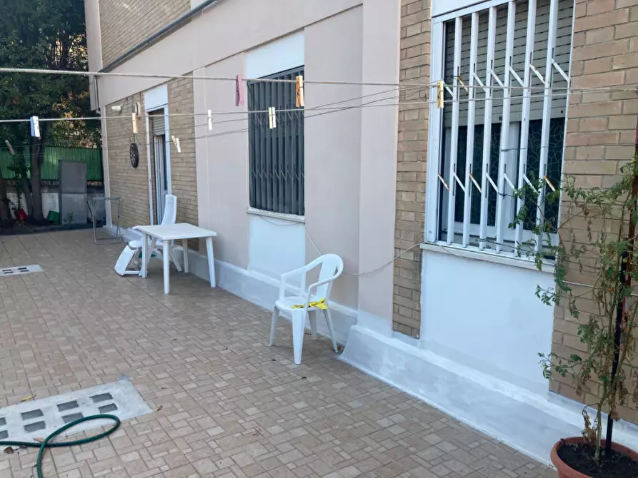 Immagine 4 di Appartamento in vendita  in Via Urbino a Ancona