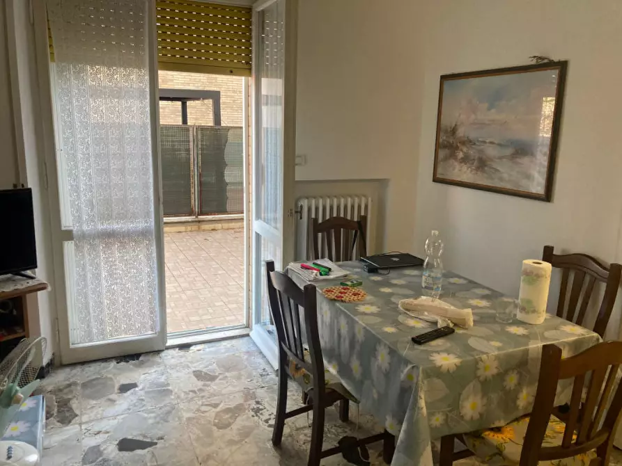 Immagine 5 di Appartamento in vendita  in Via Urbino a Ancona