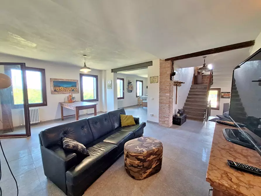 Immagine 8 di Rustico / casale in vendita  in Via Gandhi a Piazzola Sul Brenta